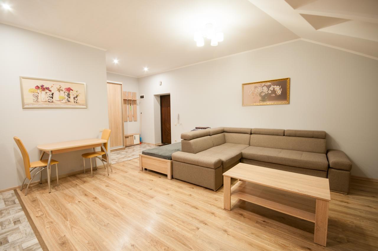 Wonderful Flat On City Center 乌日霍罗德 外观 照片